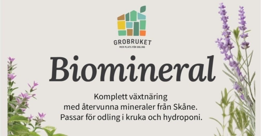 Förpackning av Biomineral, en växtnäring med återvunna mineraler för hydroponisk och krukodling. Designen inkluderar gröna örter som basilika och lavendel, med tydlig text om produkten och dosering.