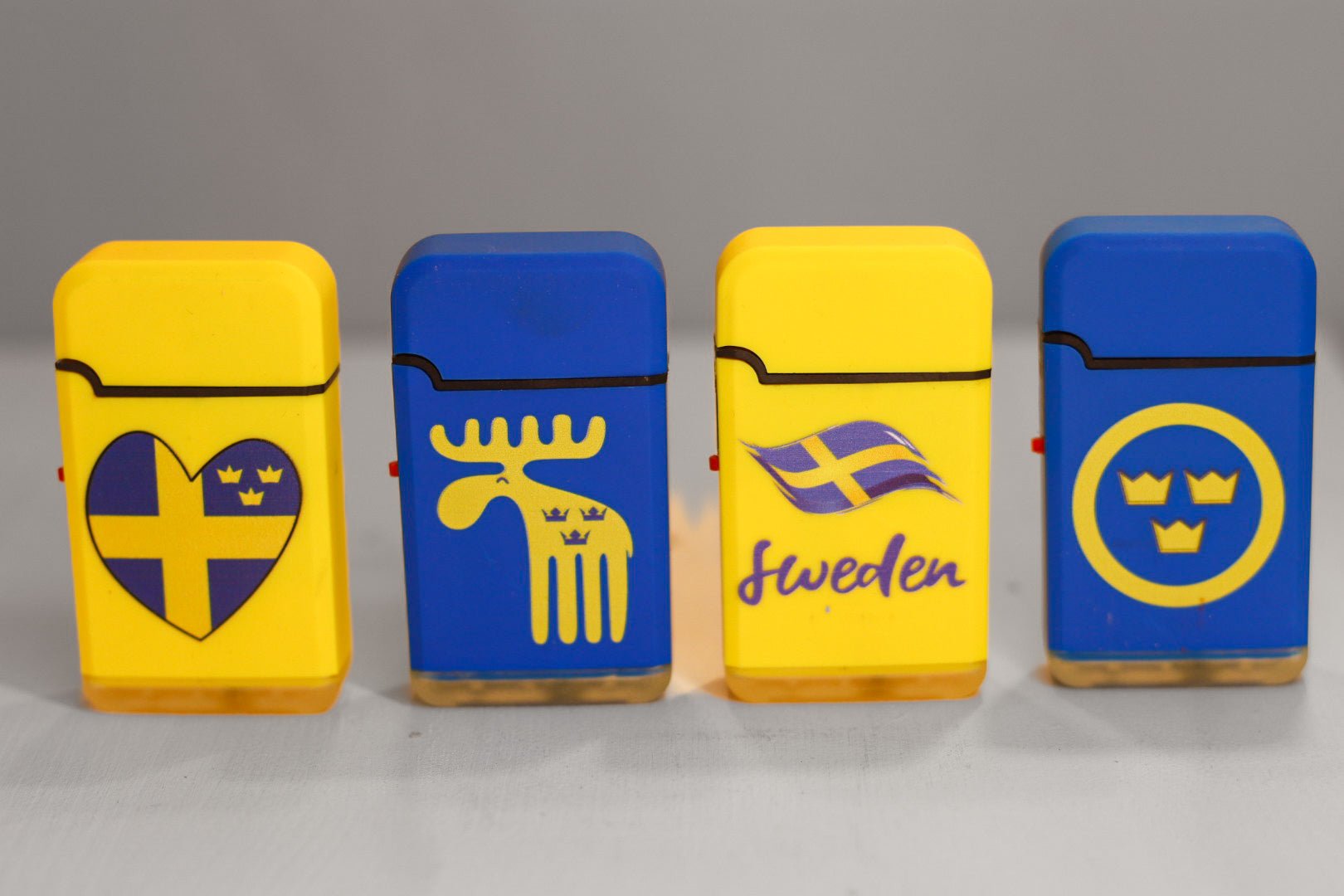 Sverige tändaren 4 - pack, stormtändare med dubbla jetlågor - Mylar.se