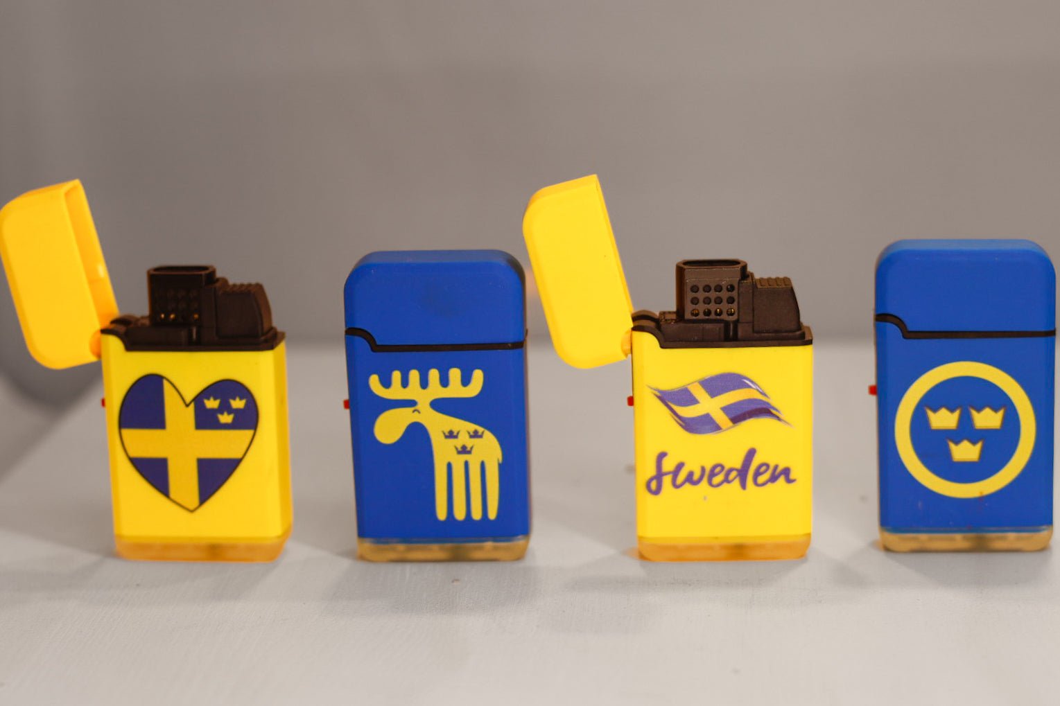 Sverige tändaren 4 - pack, stormtändare med dubbla jetlågor - Mylar.se