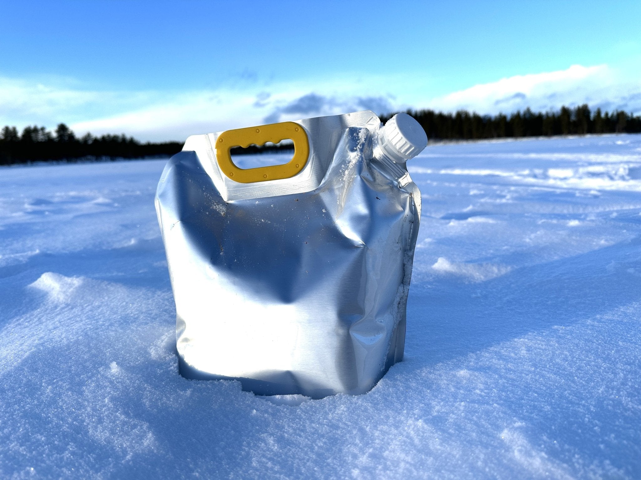 Den platta vattendunken 5 Liter - Rymmer mycket tar ingen plats - Mylar.se