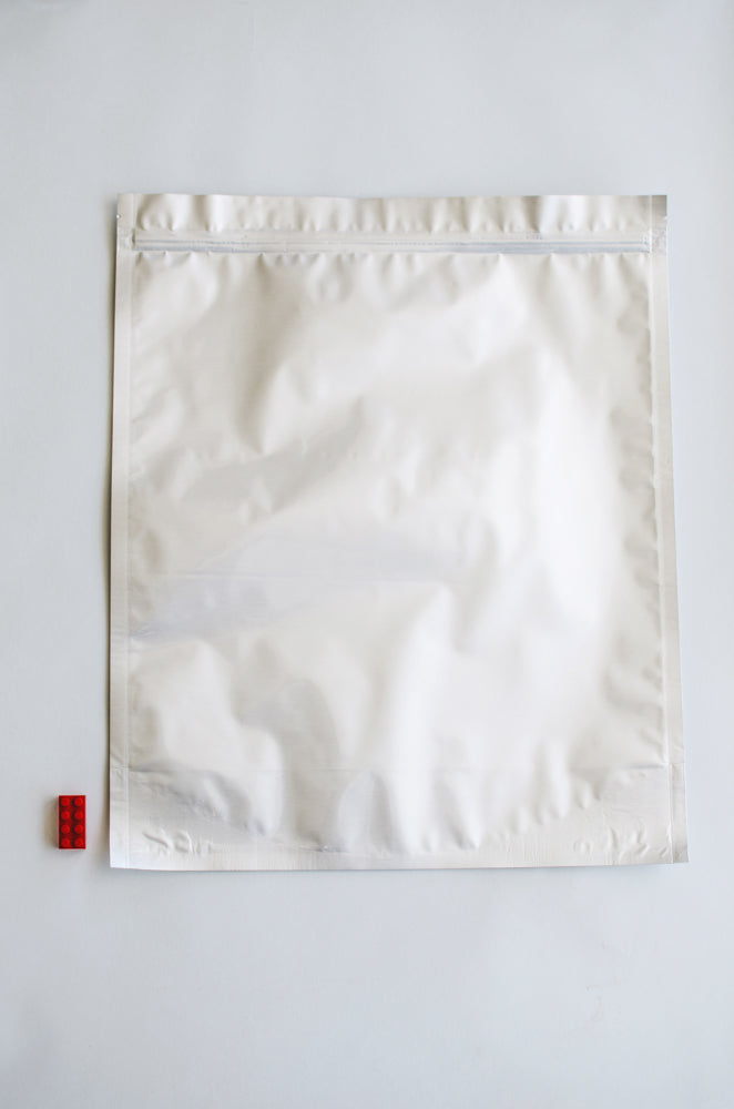 Mylar laukku 8,7 litraa (30x49 cm) pystykassi vetoketjulla, 10 kpl